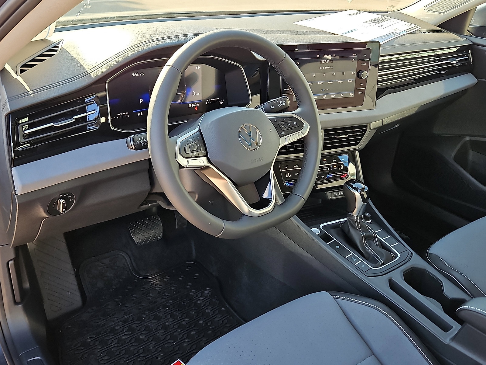 New 2026 Volkswagen Jetta SE image 10