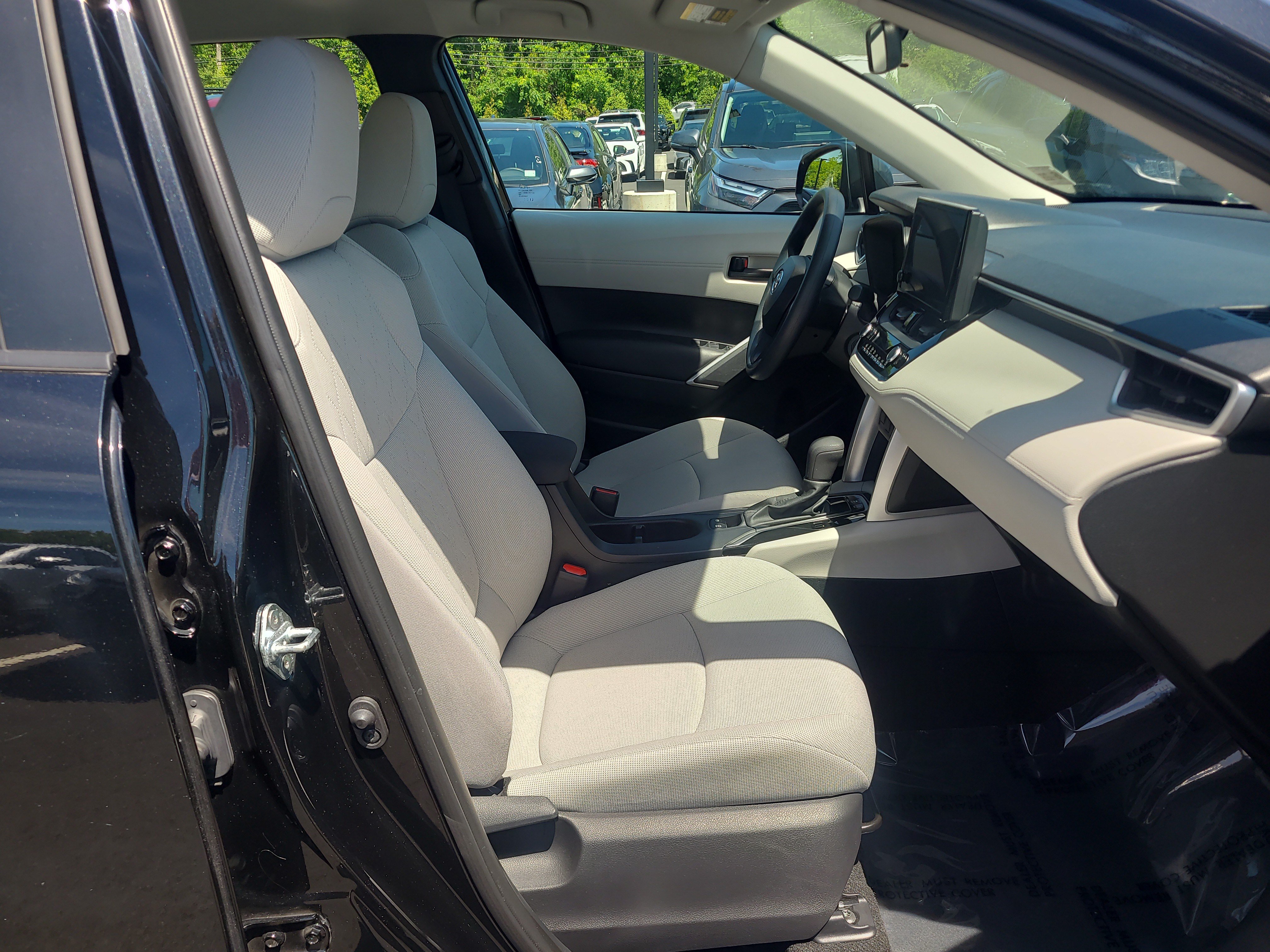 Certified 2023 Toyota Corolla Cross L AWD/4WD image 17