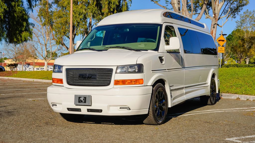 New 2026 GMC Savana 2500 Extended w/ Driver Convenience Package image 2