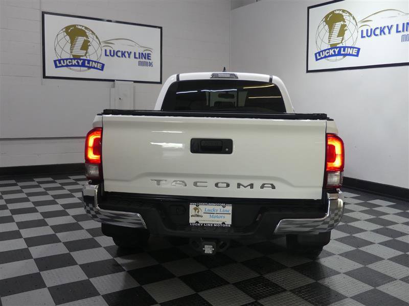 Used 2017 Toyota Tacoma TRD Off-Road w/ Tow Package image 8