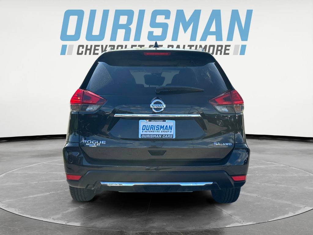 Used 2017 Nissan Rogue SL w/ SL Premium Package image 5