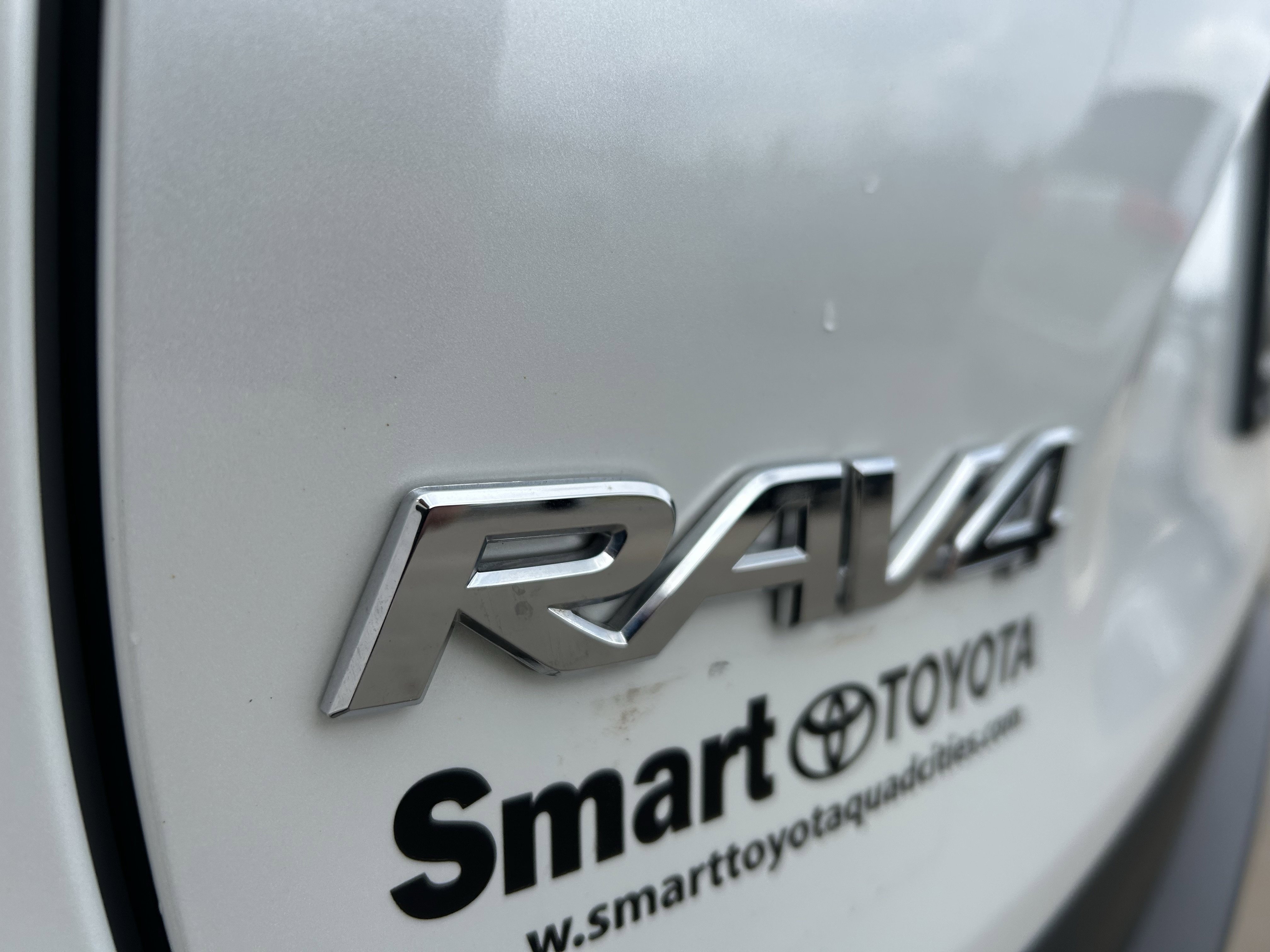 Used 2025 Toyota RAV4 Limited w/ Advanced Technology Package AWD/4WD image 7