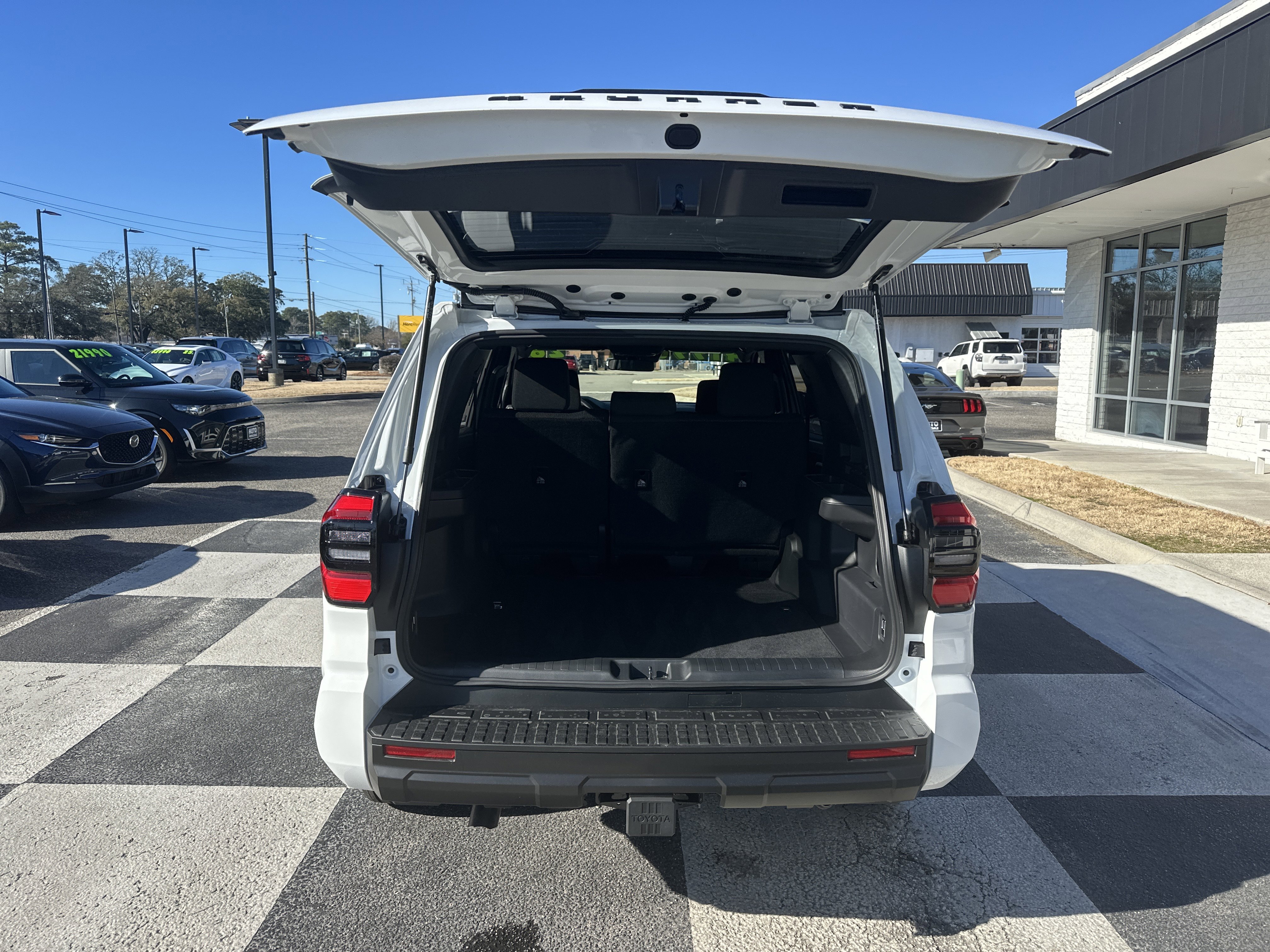 Used 2026 Toyota 4Runner SR5 image 5