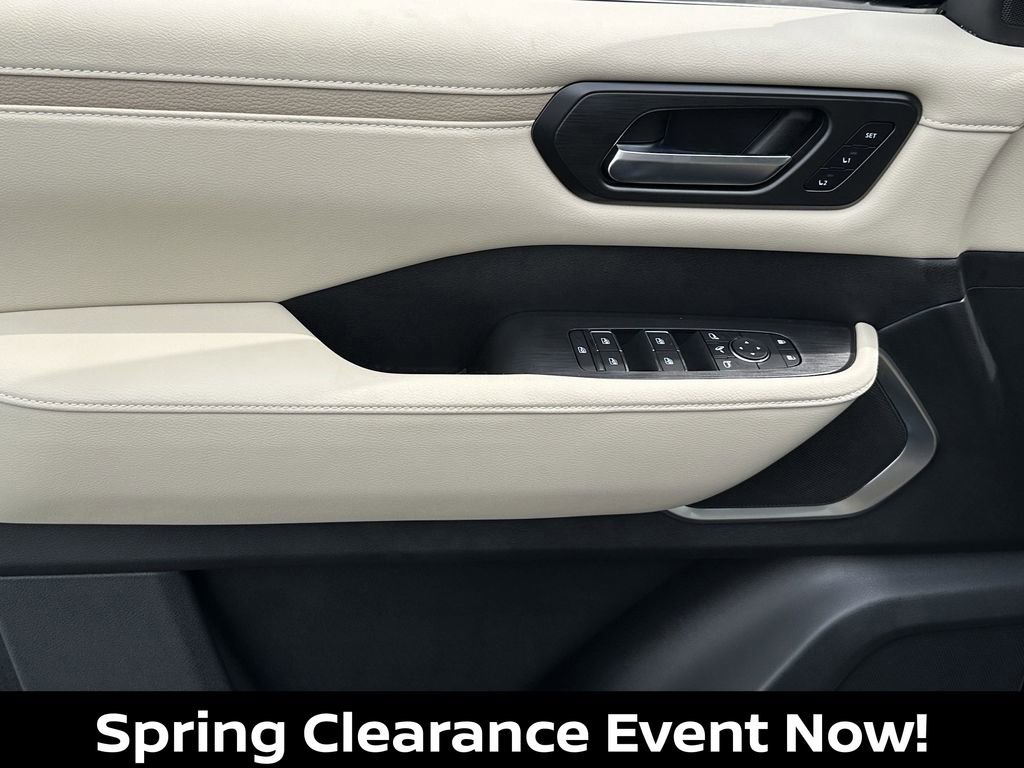 New 2025 Nissan Armada Platinum w/ Convenience Package image 13