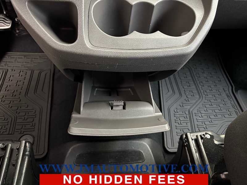 Used 2023 Ford Transit 350 XLT image 40