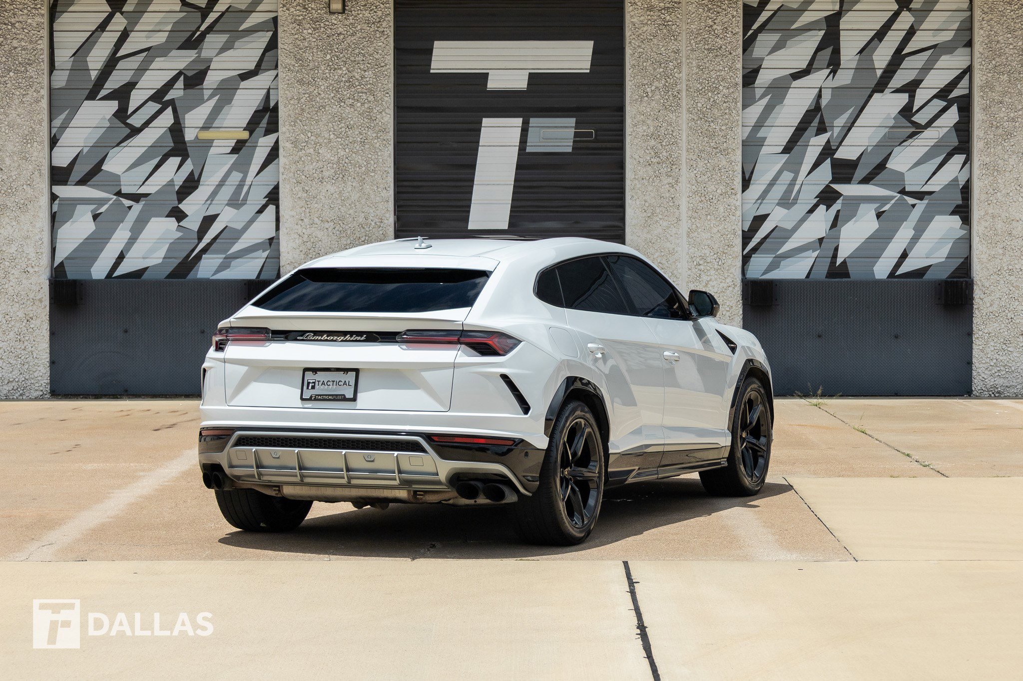 Used 2019 Lamborghini Urus AWD/4WD image 15