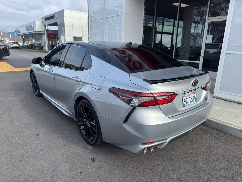 Used 2022 Toyota Camry XSE image 10