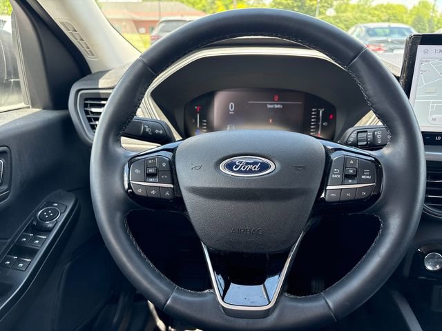 Used 2023 Ford Escape Active w/ Tech Pack #1 AWD/4WD image 14