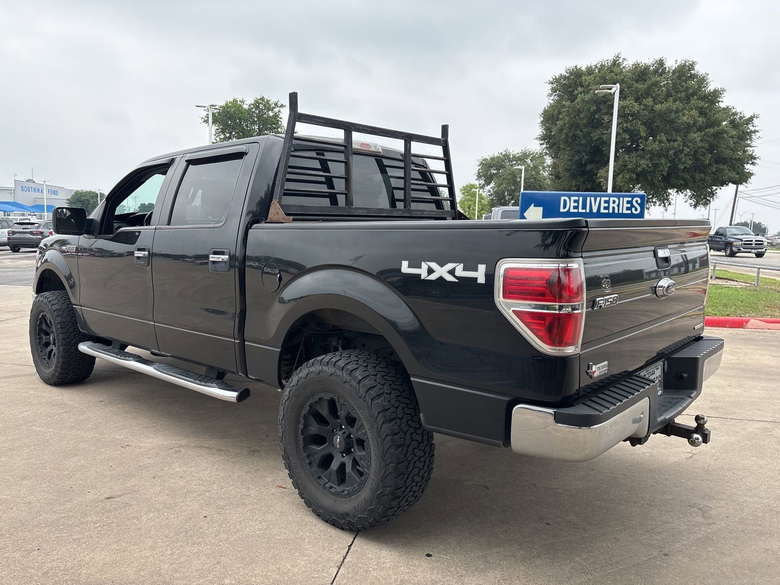 Used 2013 Ford F150 XLT w/ XLT Chrome Pkg AWD/4WD image 4
