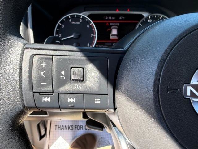 Used 2023 Nissan Rogue S image 20