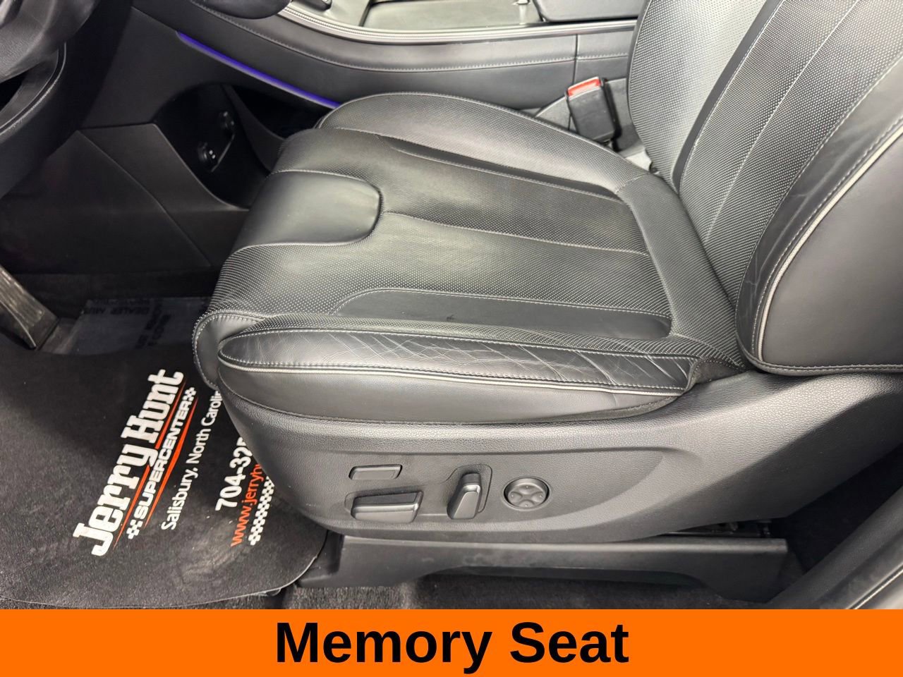 Used 2022 Hyundai Palisade Calligraphy w/ Winter Package FWD image 19