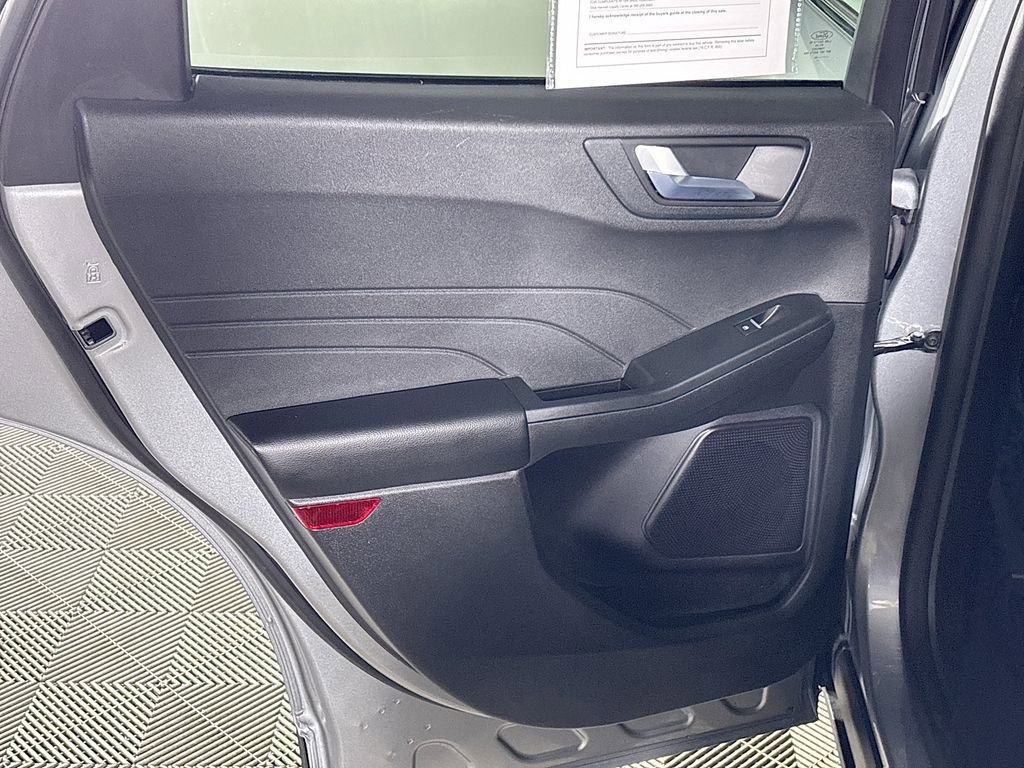 Used 2024 Ford Escape Platinum AWD/4WD image 19