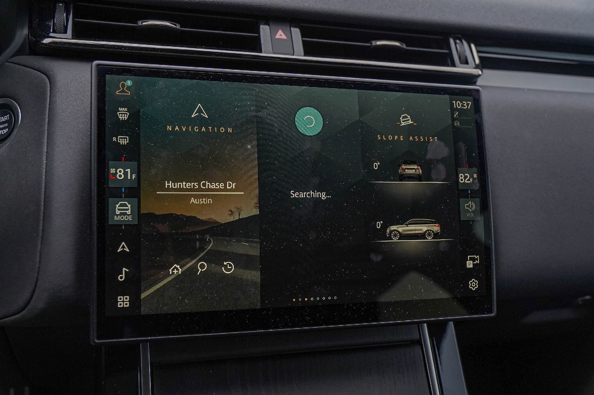 Used 2024 Land Rover Range Rover Velar Dynamic SE image 17