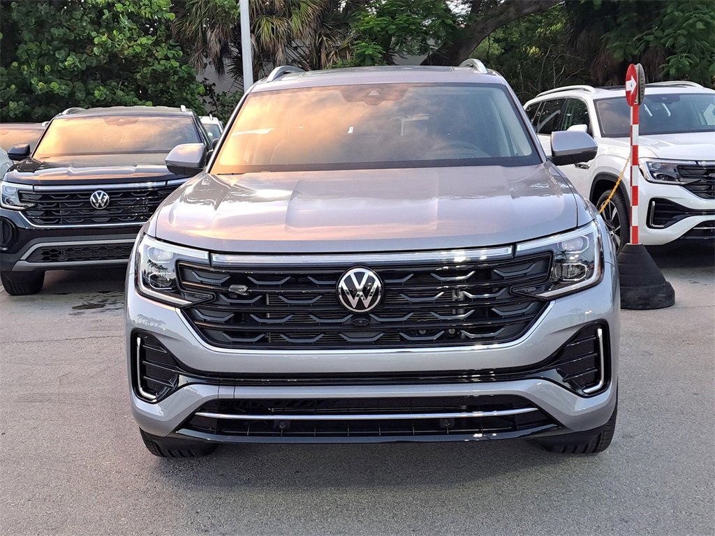 New 2025 Volkswagen Atlas SEL Premium R-Line image 2