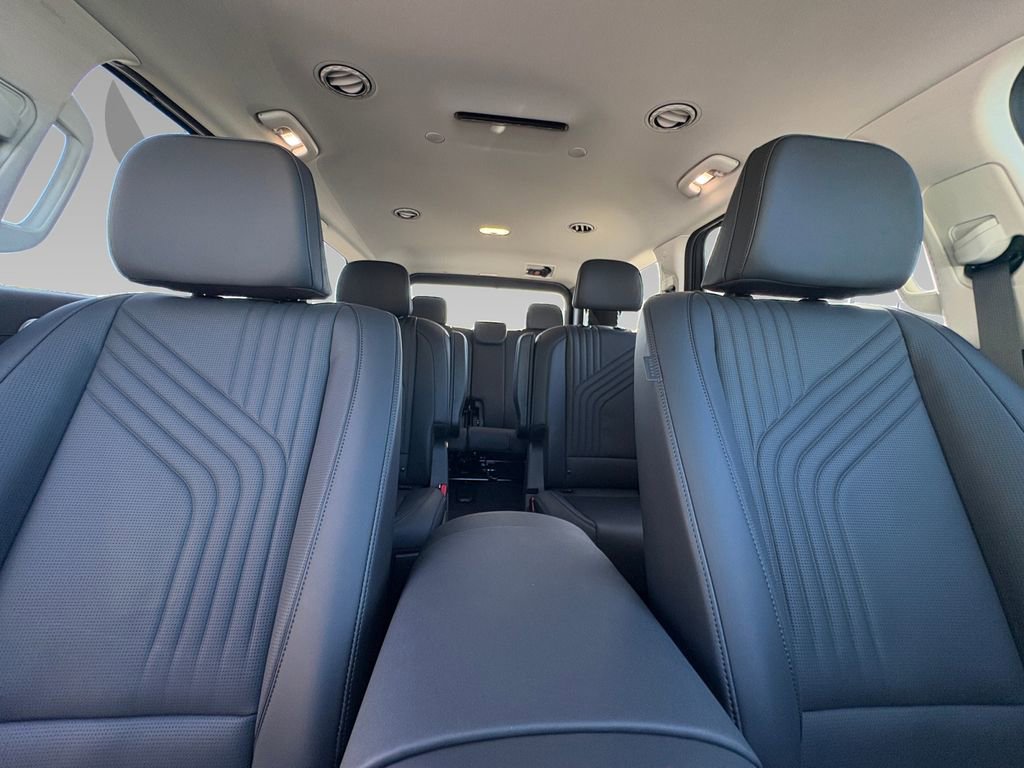 New 2026 Hyundai Palisade SEL FWD image 2