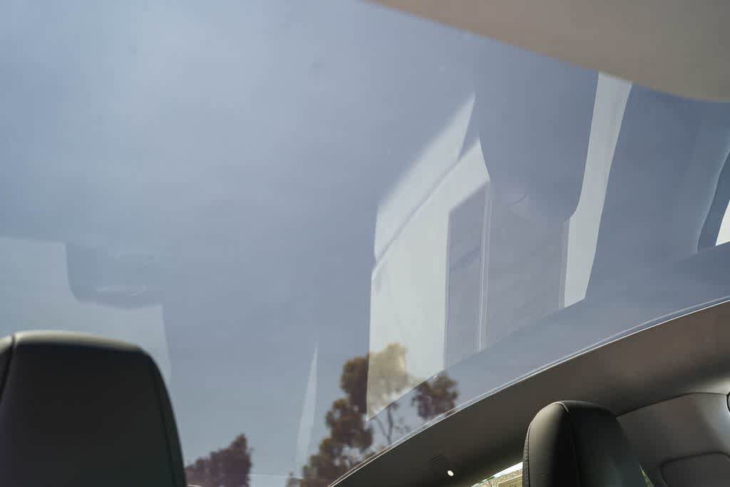 Used 2026 Tesla Model Y AWD image 14