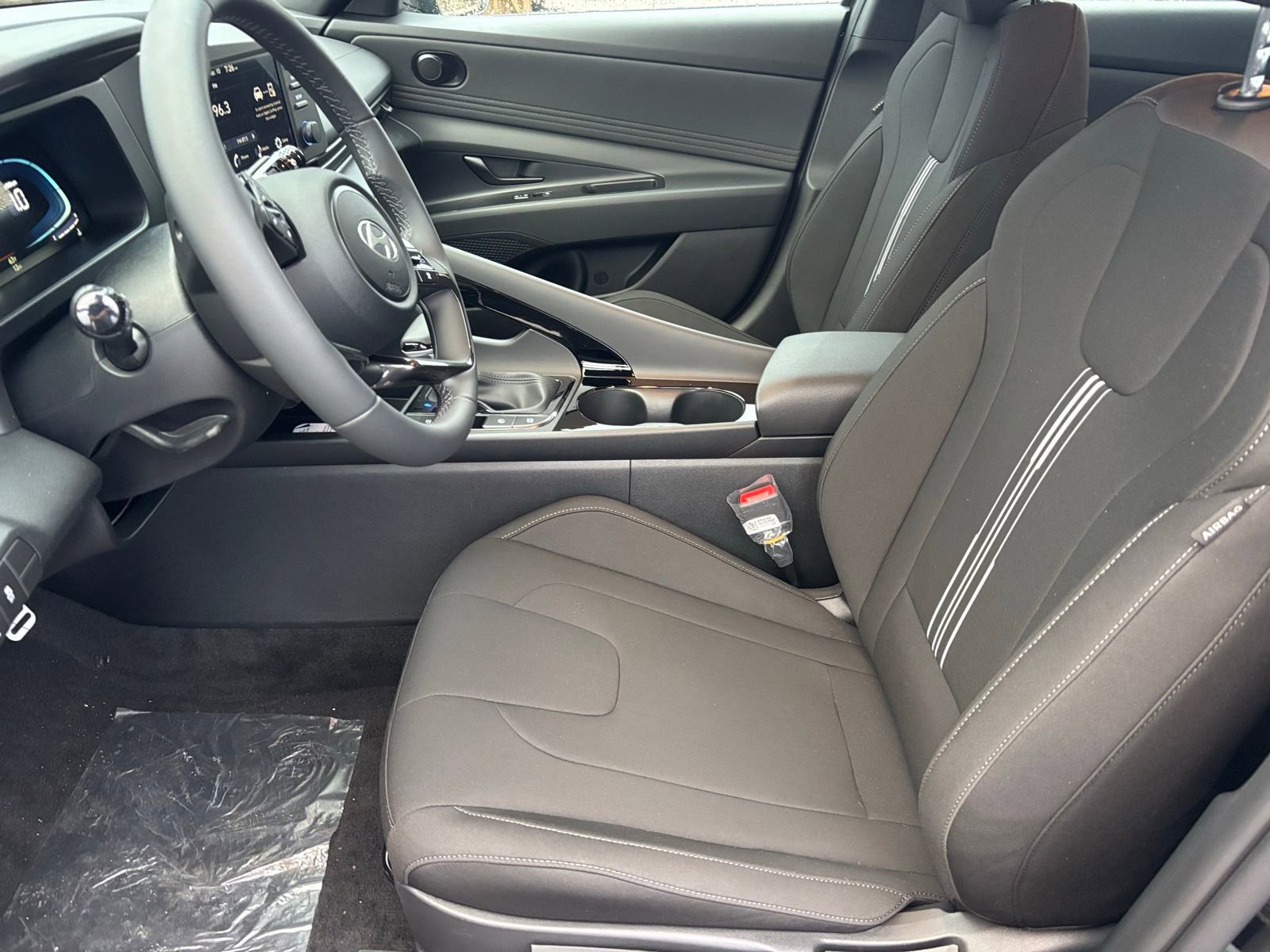 New 2026 Hyundai Elantra SEL Sport image 12