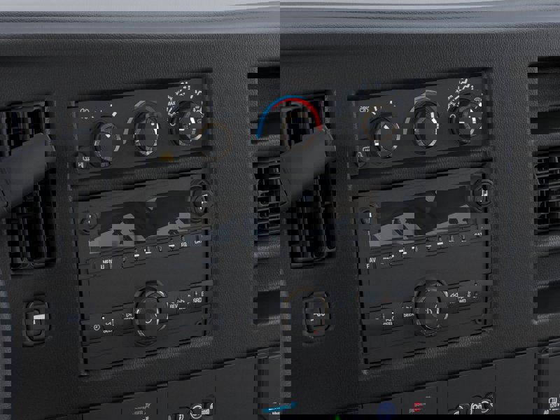 New 2026 GMC Savana 2500 w/ Driver Convenience Package image 40