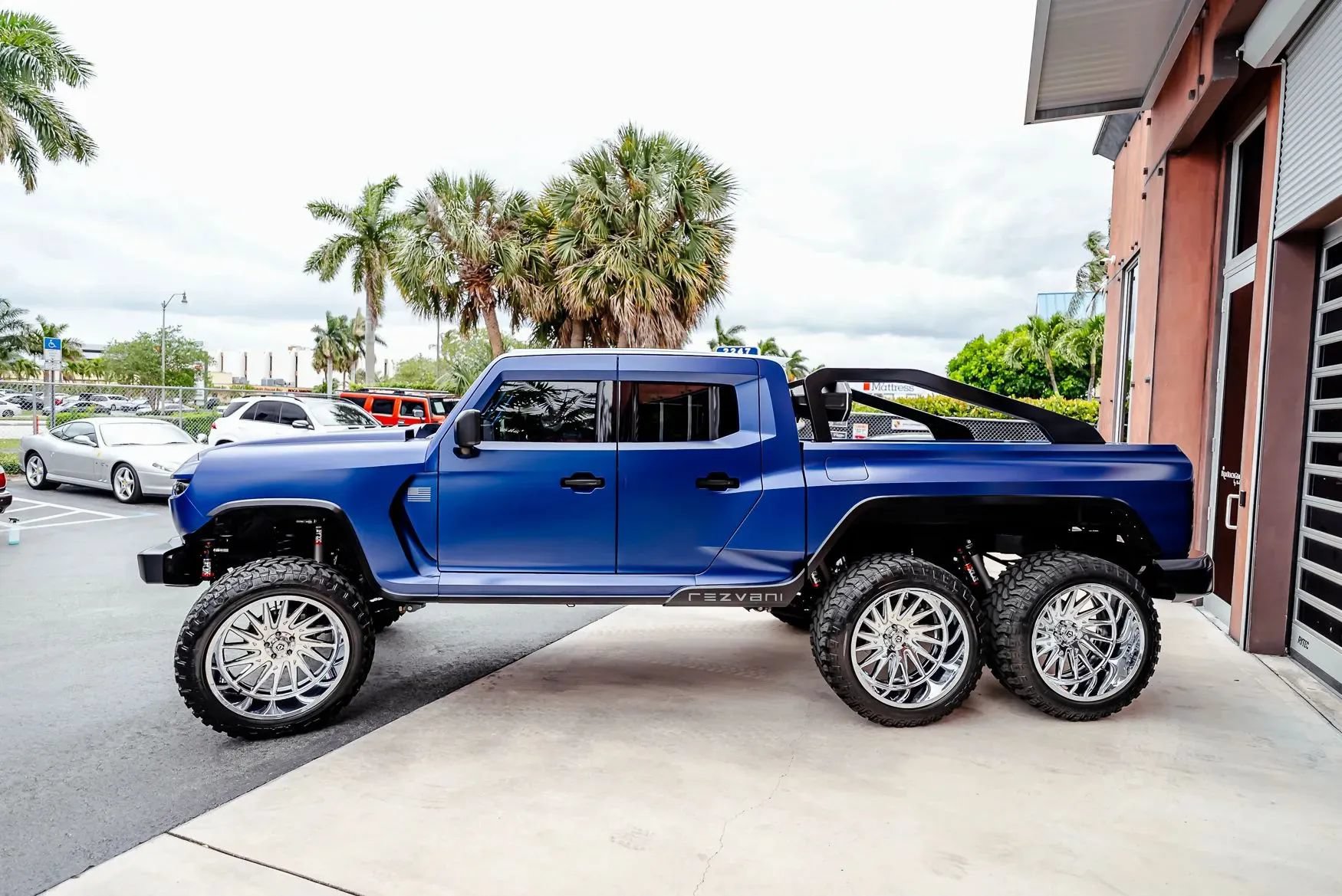 Used 2021 Jeep Gladiator Sport AWD/4WD image 12