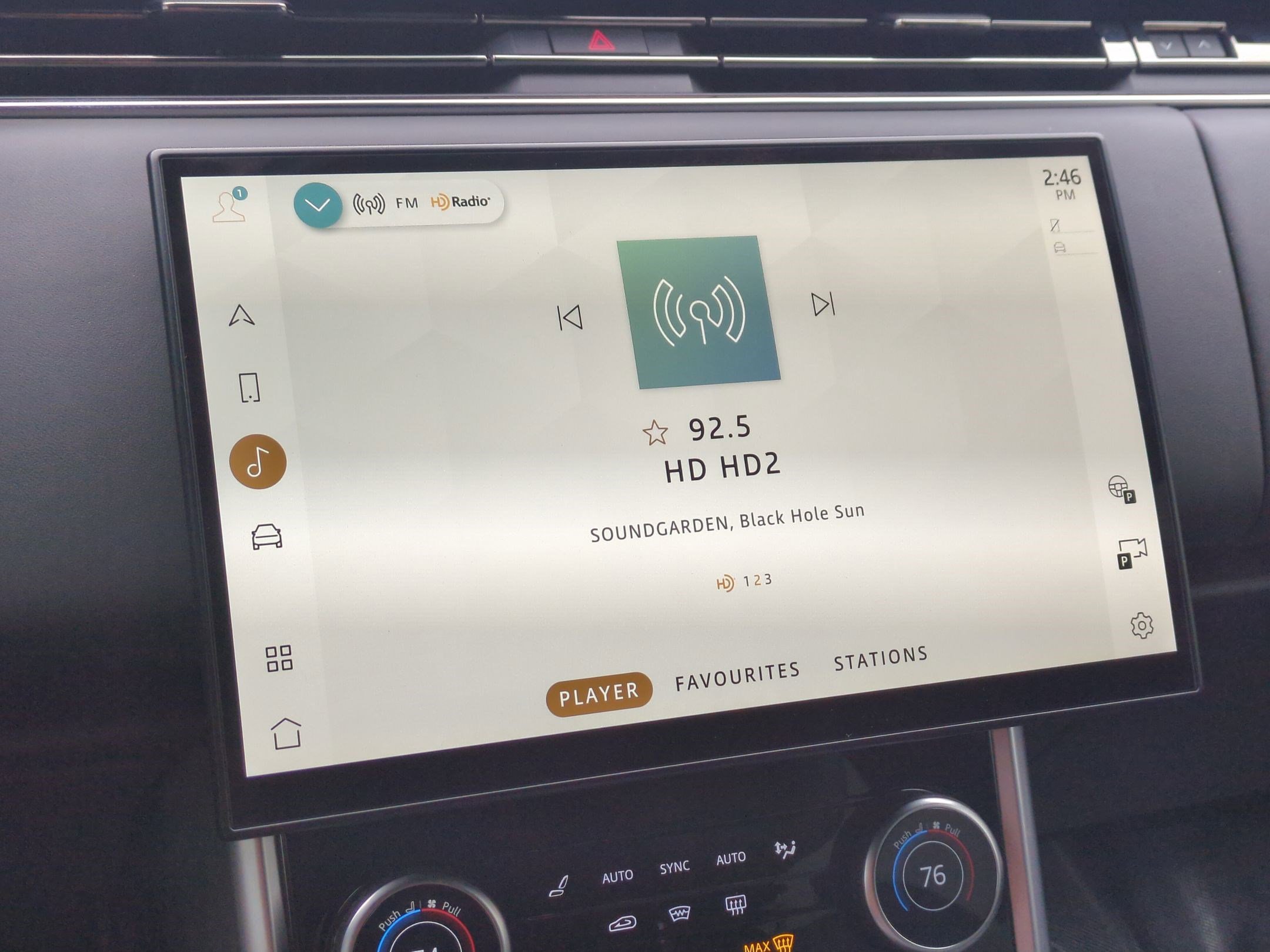 Used 2023 Land Rover Range Rover Autobiography image 19