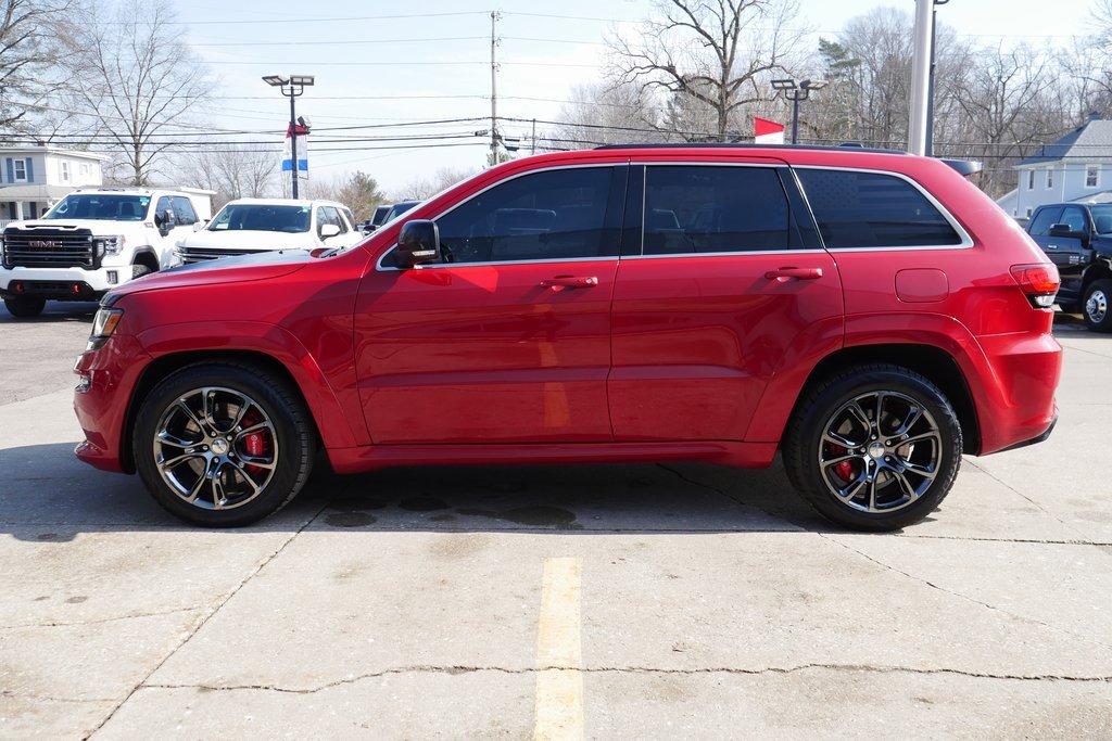 Used 2015 Jeep Grand Cherokee SRT w/ Luxury Group II image 46