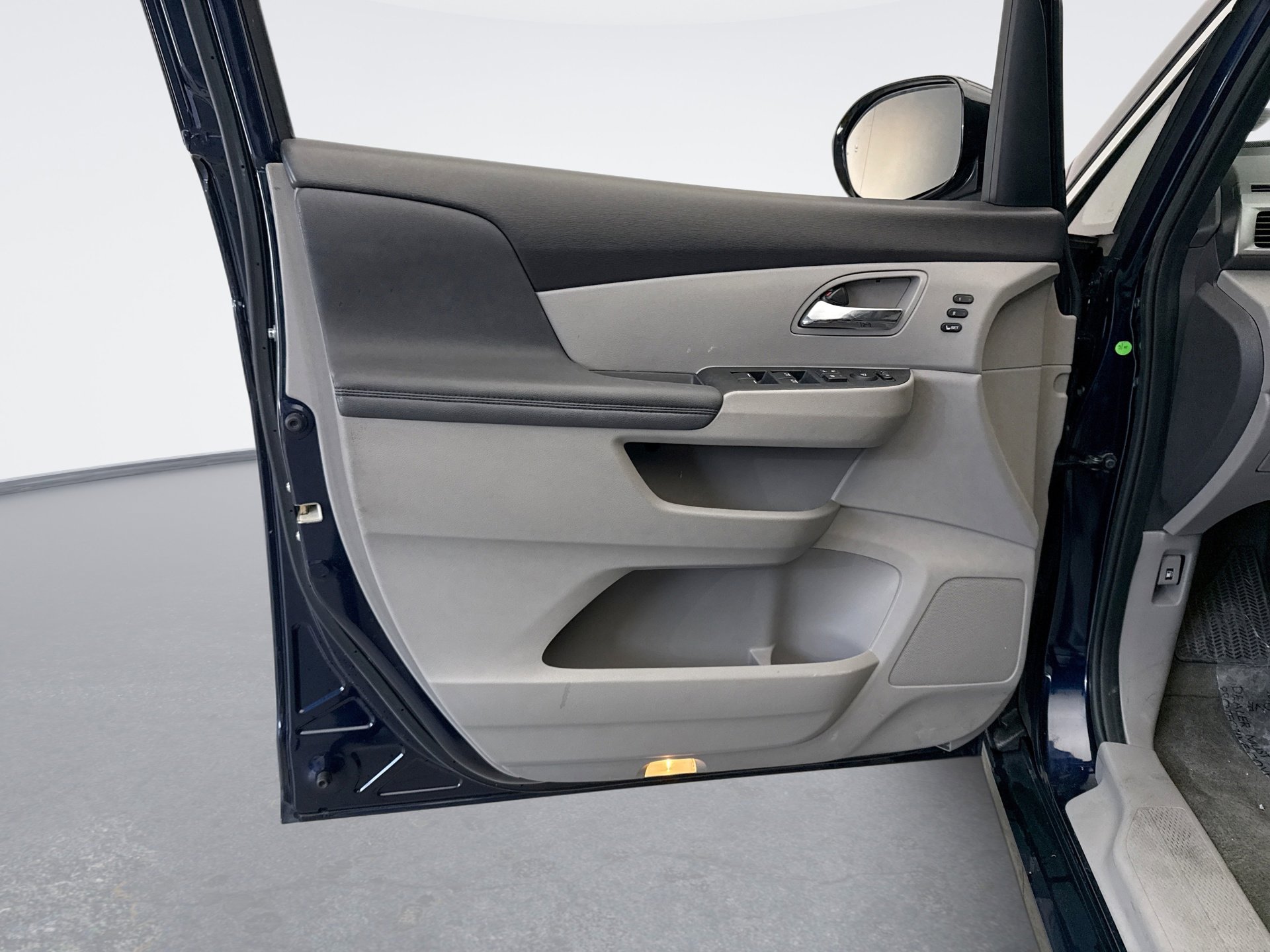 Used 2017 Honda Odyssey Touring image 9