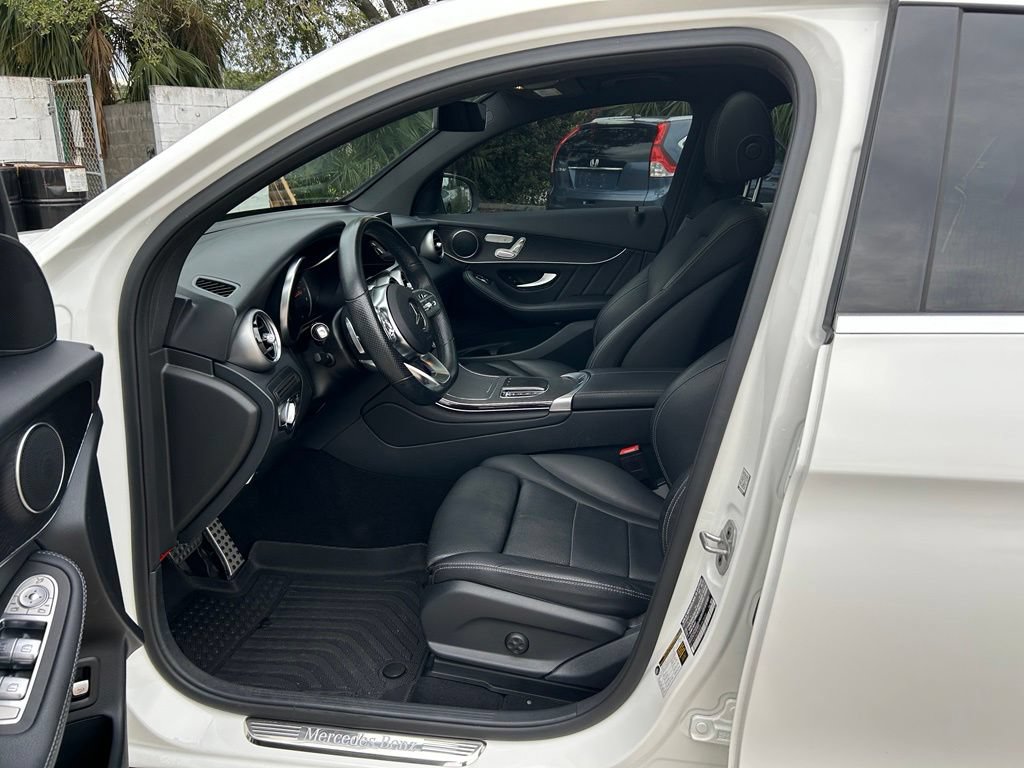 Used 2021 Mercedes-Benz GLC 300 4MATIC Coupe image 9