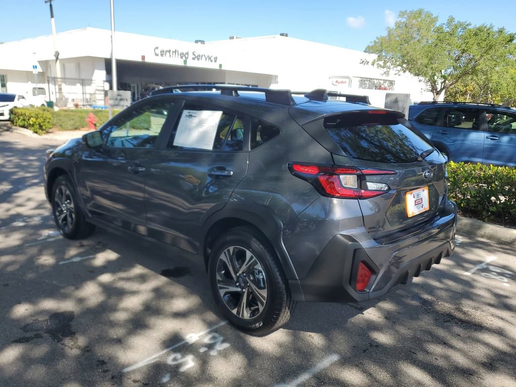 Used 2026 Subaru Crosstrek 2.0i Premium image 3