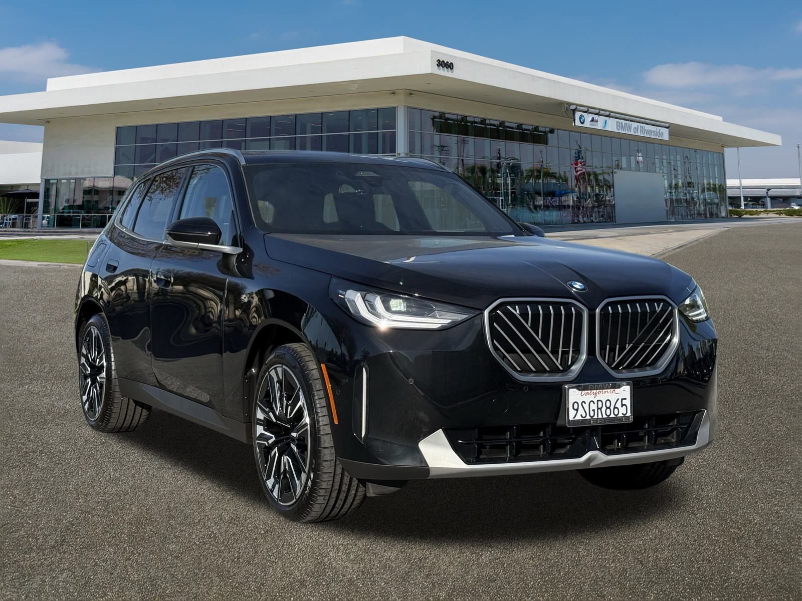 Used 2025 BMW X3 xDrive30i w/ Convenience Package image 2