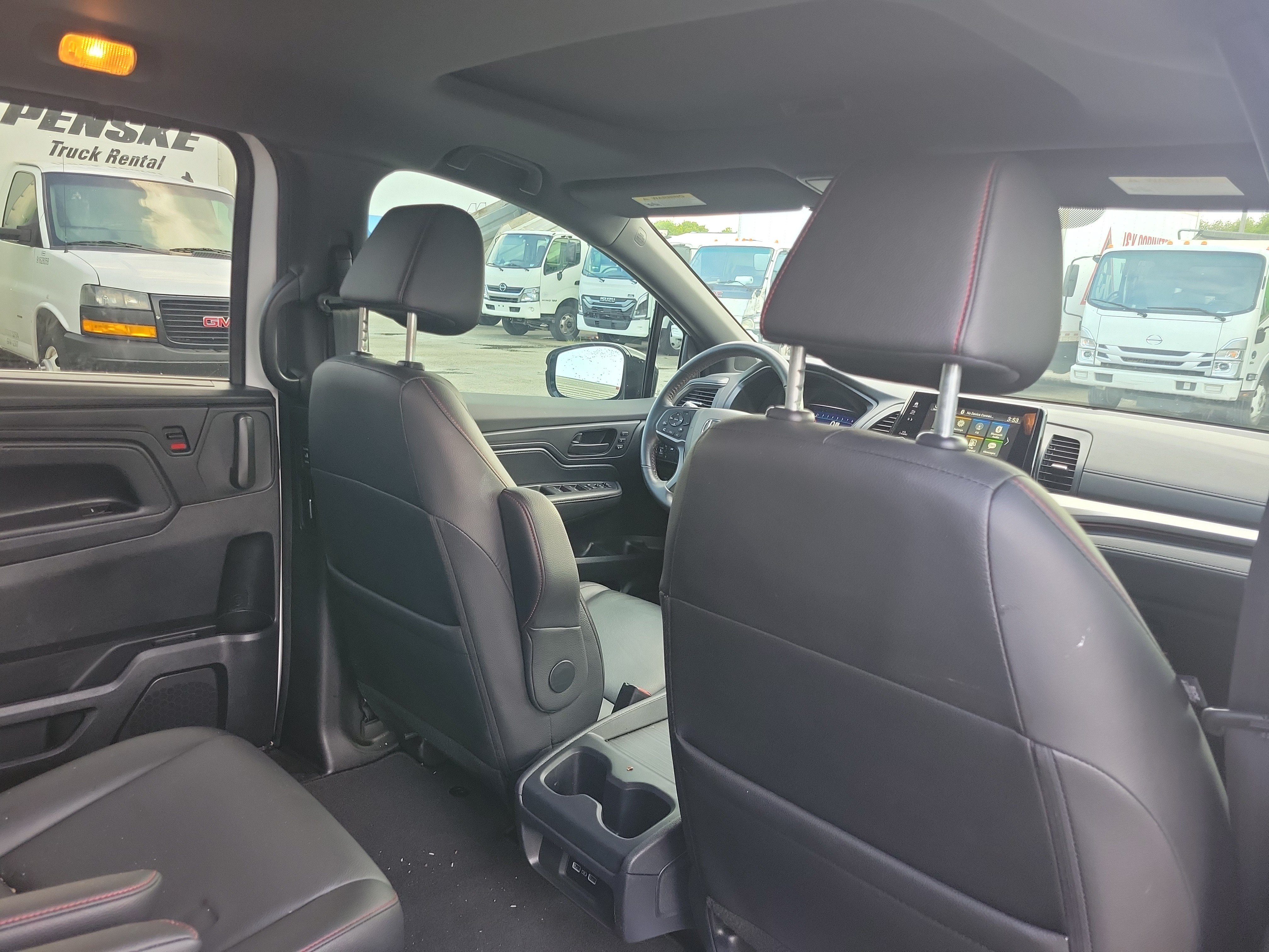 Used 2024 Honda Odyssey Sport image 8