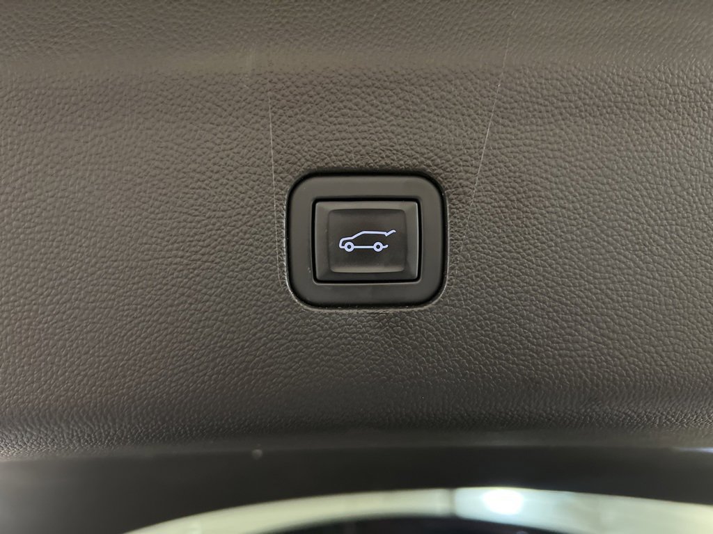 Used 2023 Buick Enclave Premium w/ Experience Buick Package image 40
