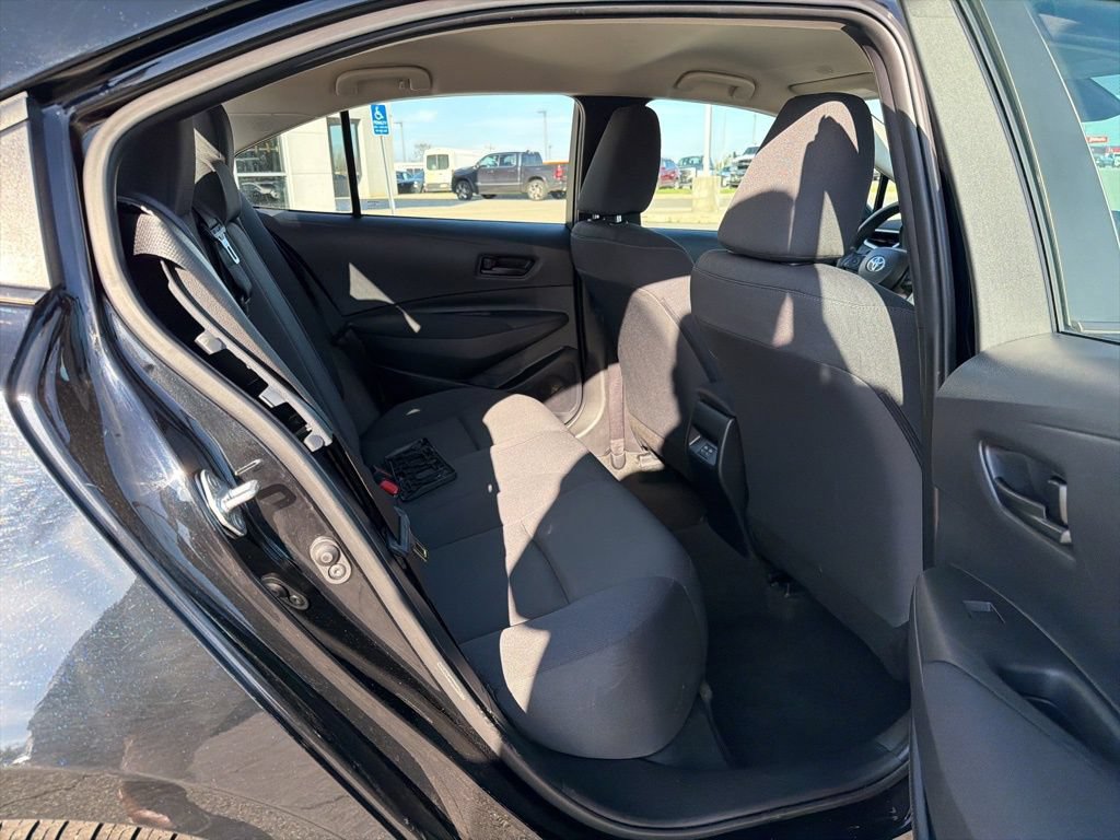 Used 2024 Toyota Corolla LE FWD image 17