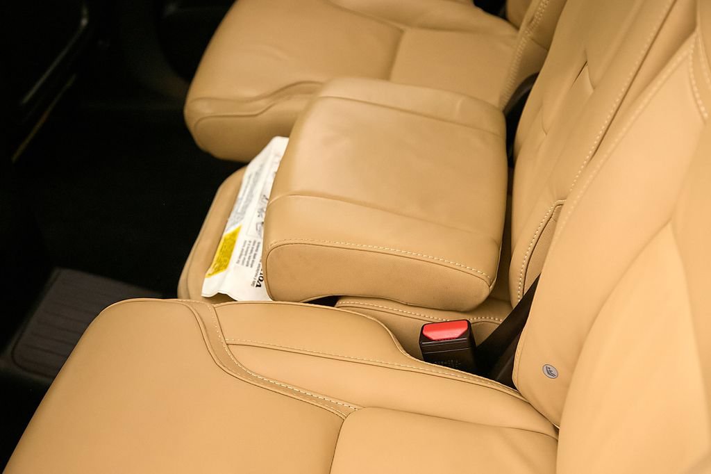 Certified 2025 Volvo XC90 T8 Ultra w/ Protection Package Premier AWD/4WD image 24
