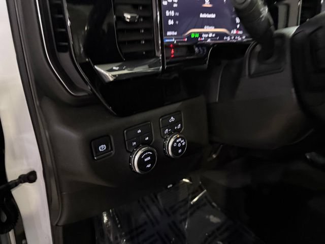 Used 2024 GMC Sierra 2500 SLE w/ SLE Convenience Package AWD/4WD image 14