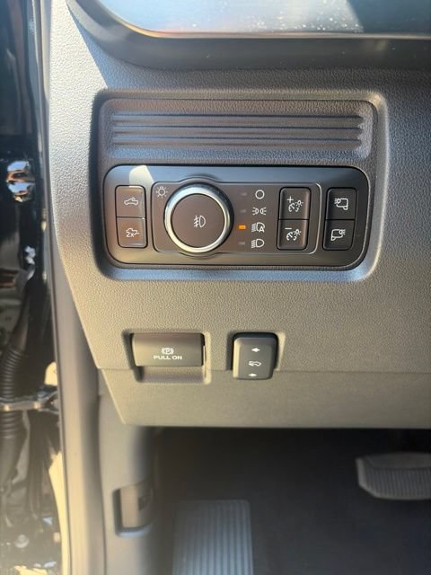 New 2026 Ford F350 Lariat w/ Chrome Package AWD/4WD image 28