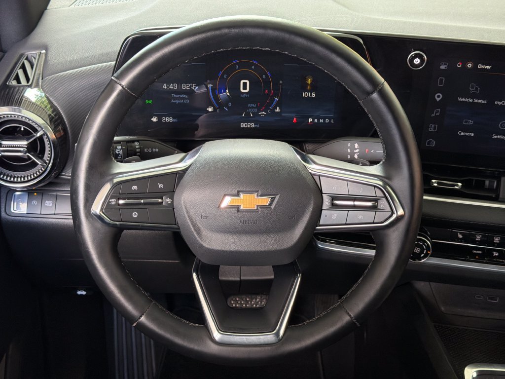 Used 2026 Chevrolet Equinox LT FWD image 4