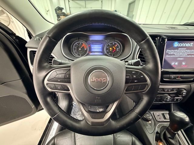 Used 2020 Jeep Cherokee Limited image 11