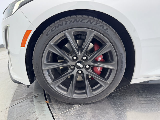 Used 2023 Cadillac CT5 V w/ Premium Package RWD image 9
