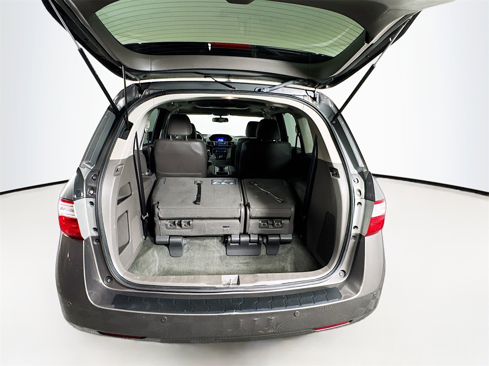 Used 2012 Honda Odyssey Touring Elite image 25