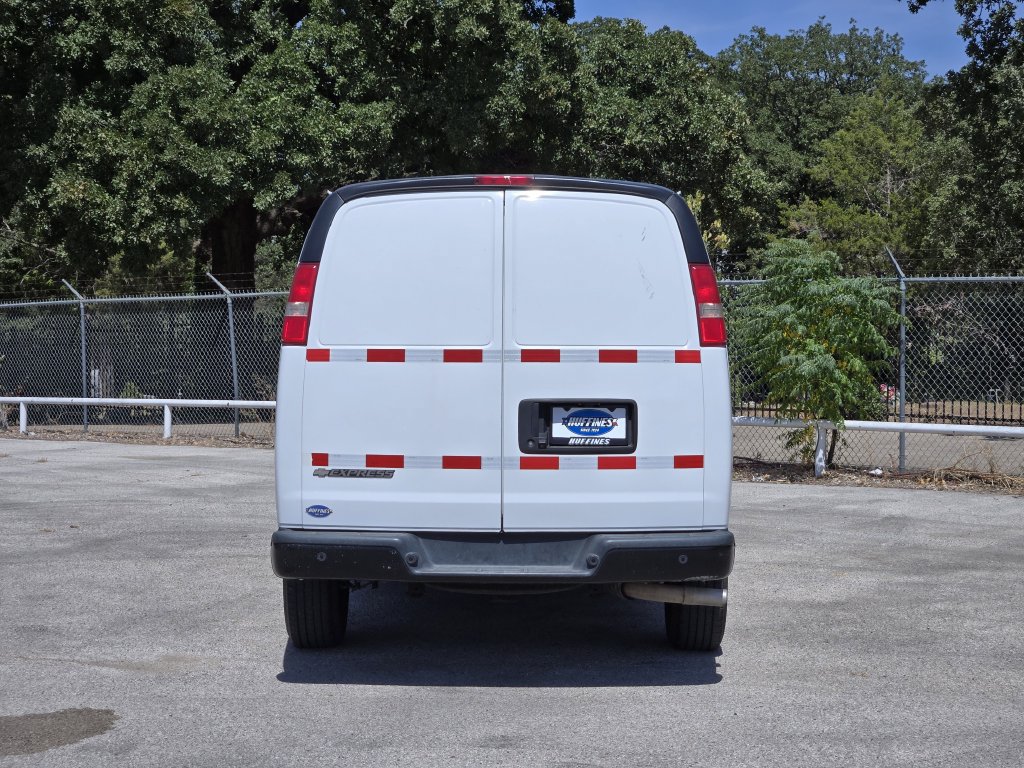Used 2020 Chevrolet Express 2500 RWD image 6
