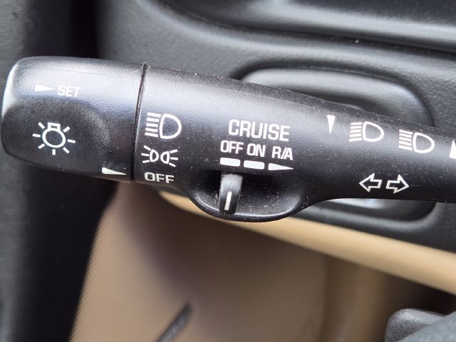 Used 2004 Chevrolet Corvette Convertible w/ Preferred Equipment Group RWD image 23