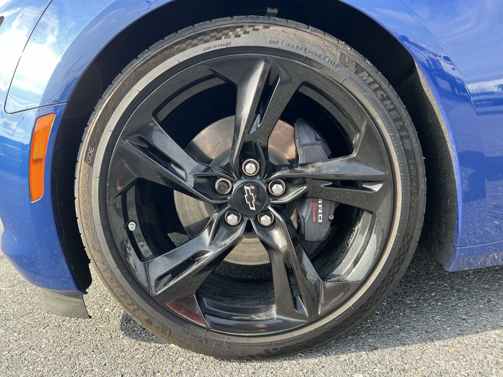 Used 2023 Chevrolet Camaro LT RWD image 12