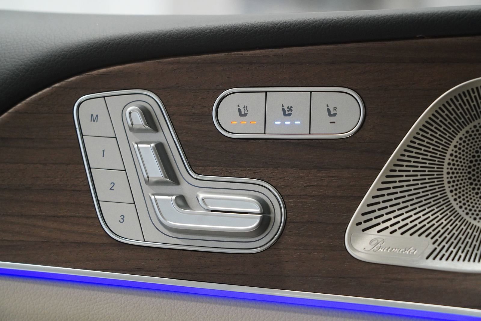 New 2026 Mercedes-Benz GLS 450 4MATIC image 31