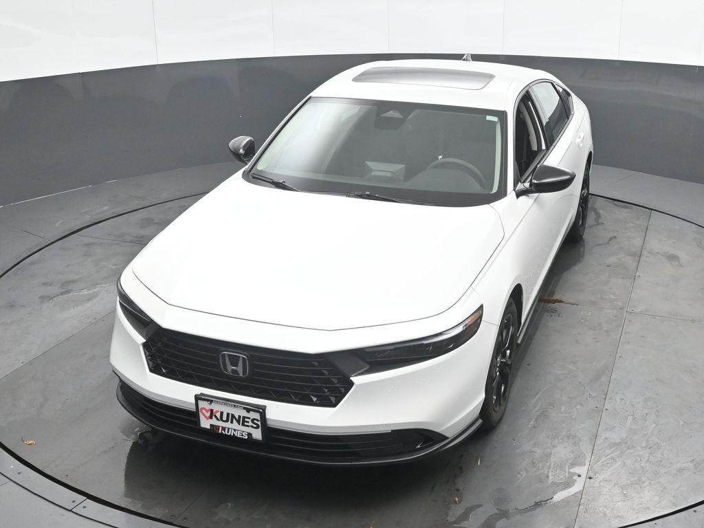 Used 2025 Honda Accord SE image 31