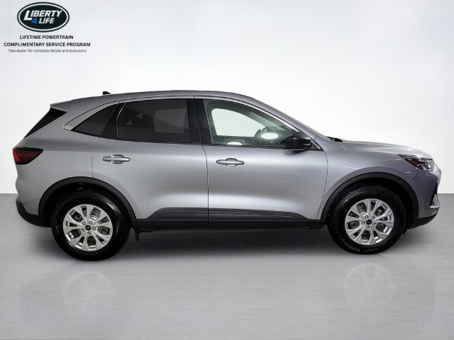 Certified 2023 Ford Escape Active AWD/4WD image 2