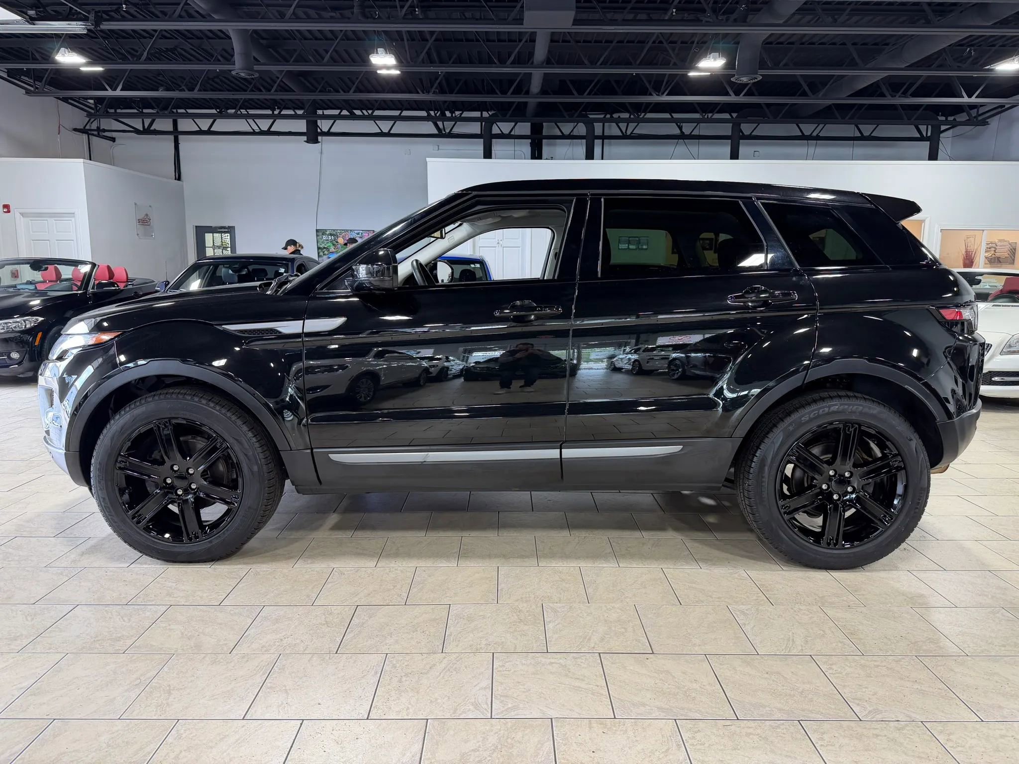 Used 2015 Land Rover Range Rover Evoque Pure Plus AWD/4WD image 26