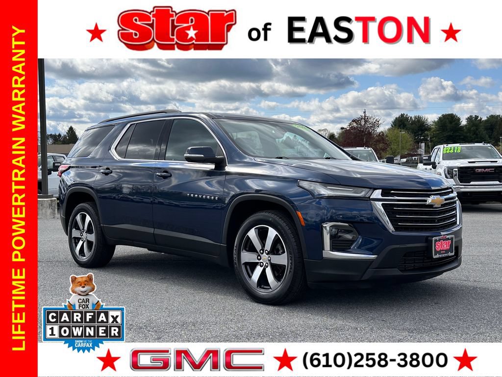 Used 2023 Chevrolet Traverse LT w/ LT Premium Package AWD/4WD image 1