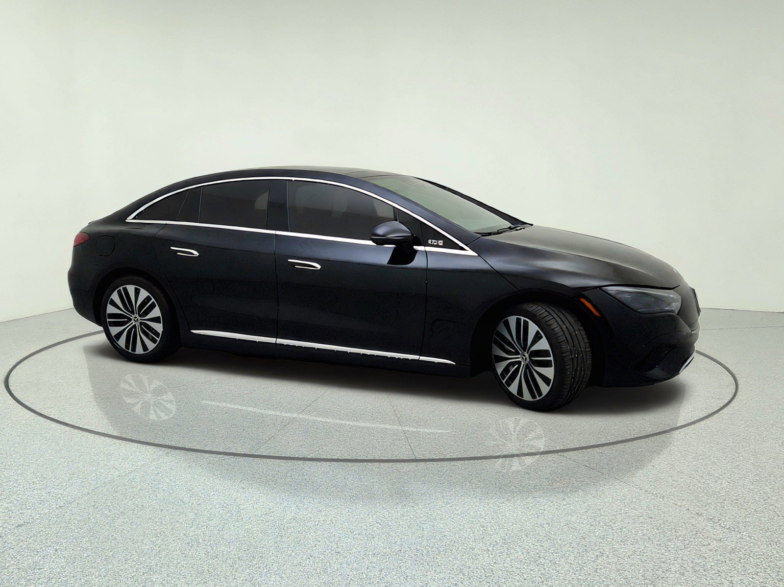 Certified 2023 Mercedes-Benz EQE 500 4MATIC Sedan image 10