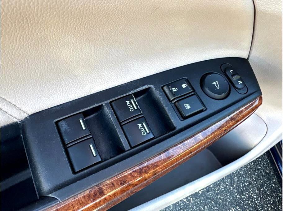 Used 2012 Honda Accord EX-L image 9
