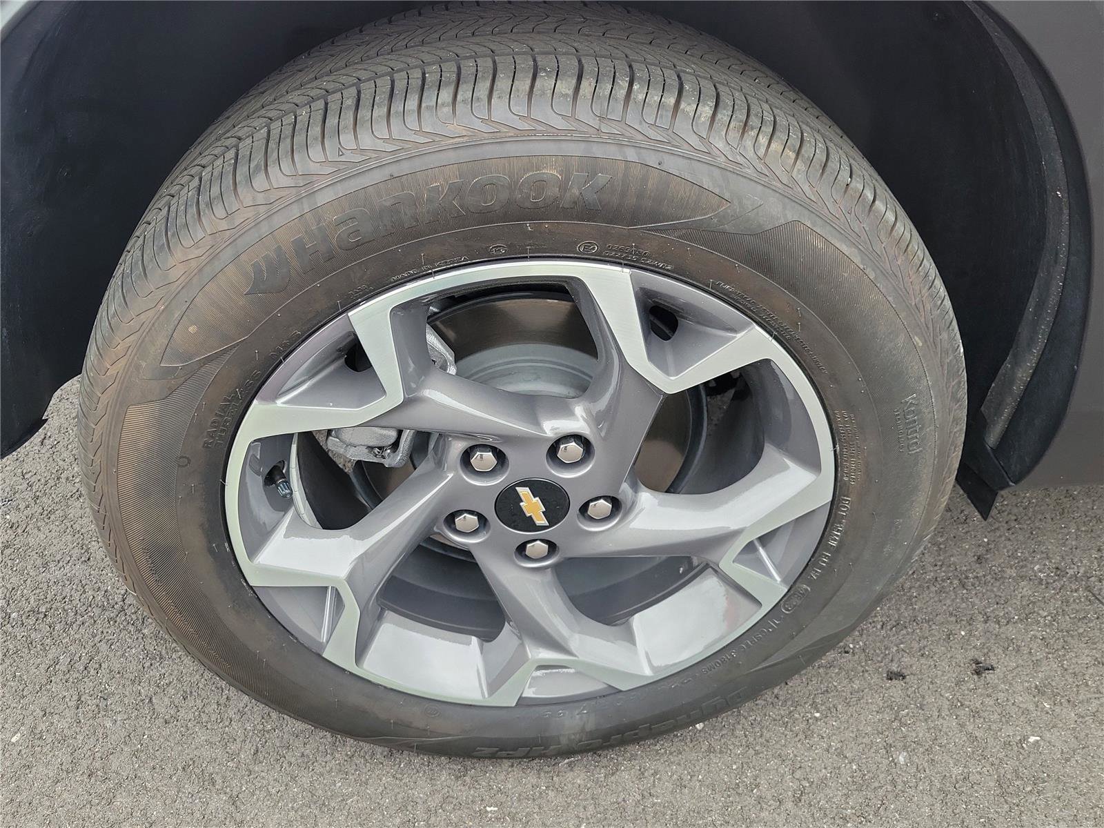 Used 2024 Chevrolet Trax LT w/ Driver Confidence Package image 5